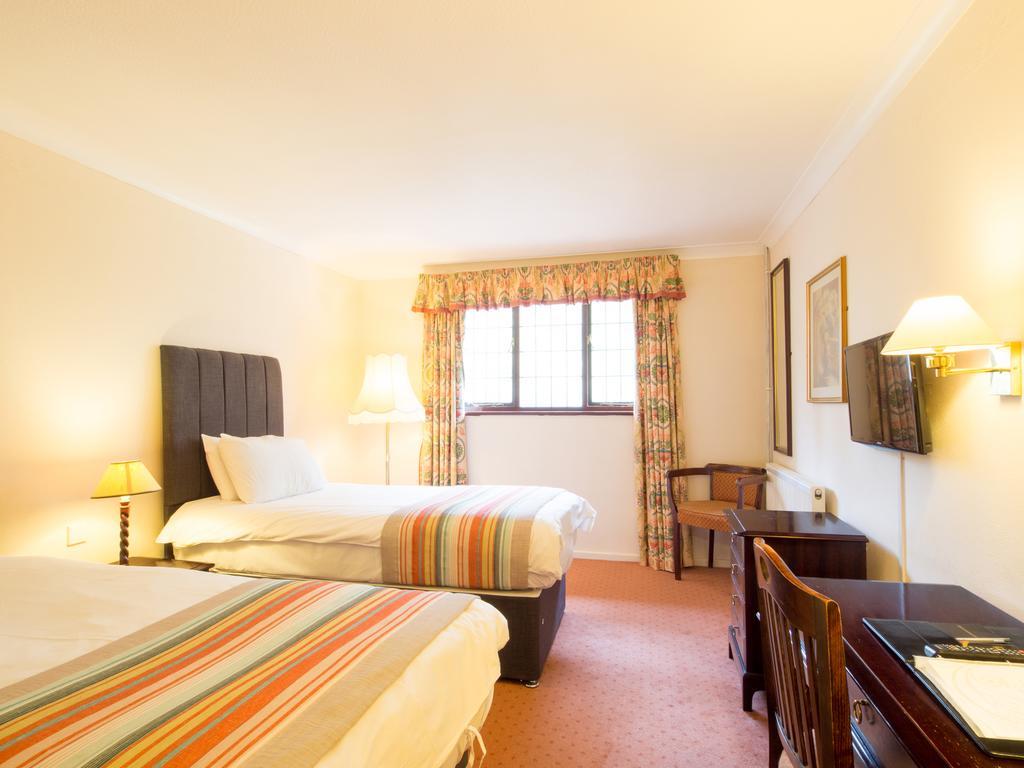 The Devil'S Punchbowl Hotel Hindhead Eksteriør bilde